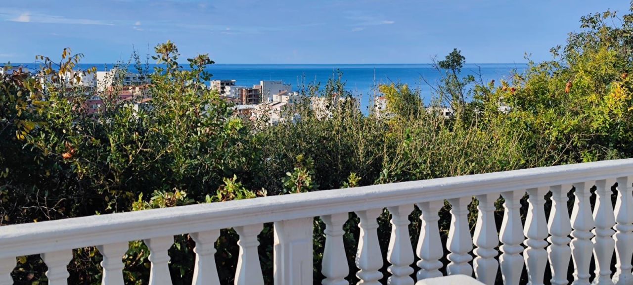 Квартира в Добра Воде, Черногория, 58 м2 фото 3