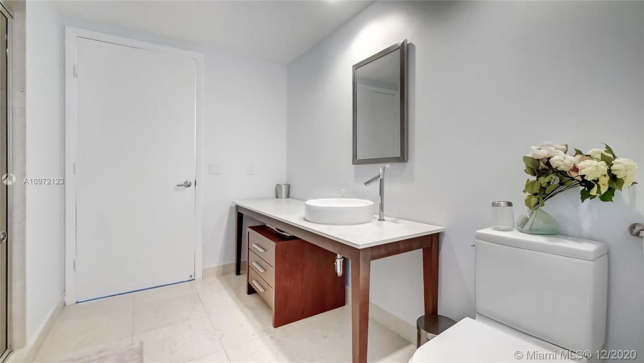 Квартира в Майами, США, 140 м2 фото 5