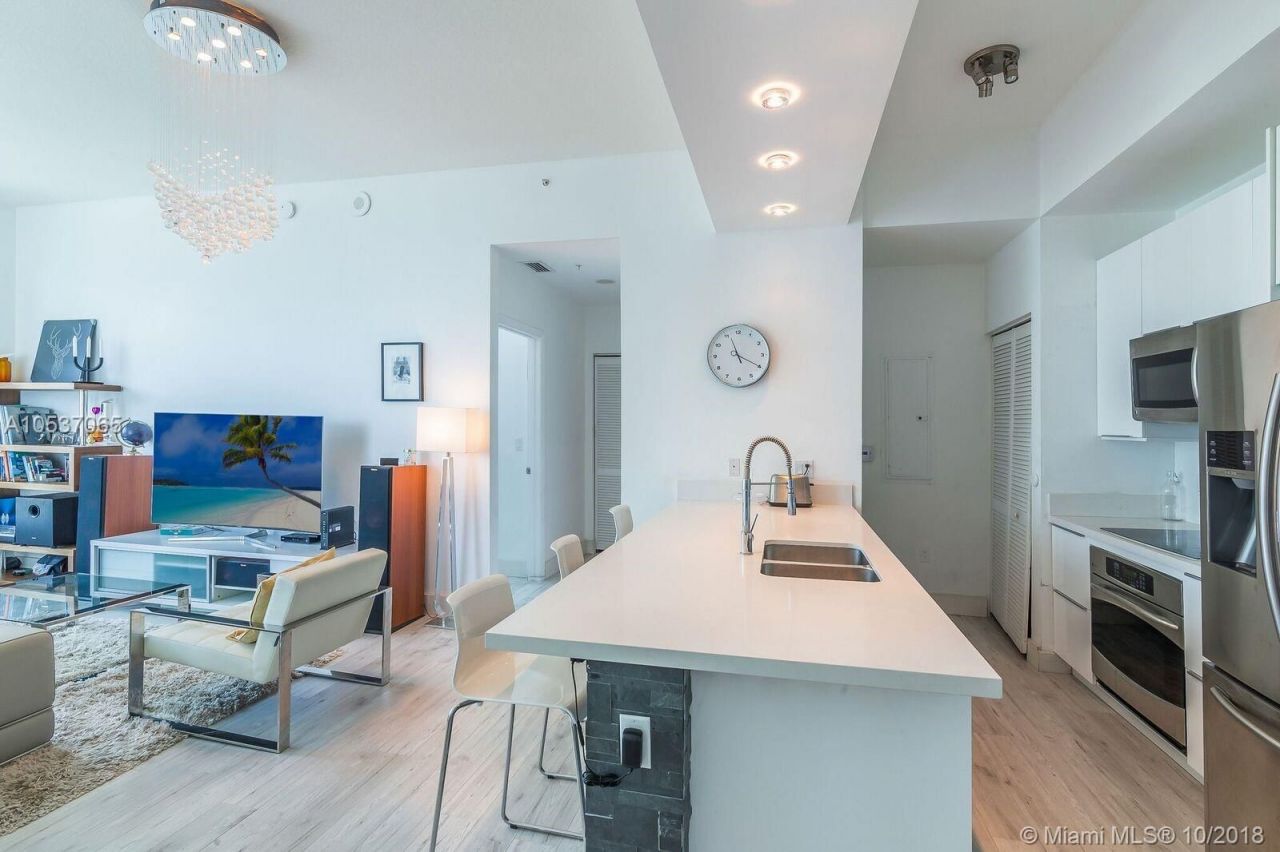 Квартира в Майами, США, 110 м2 фото 3