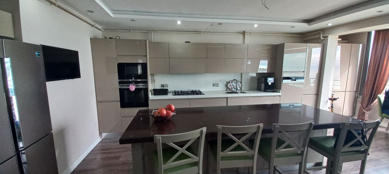 Квартира в Мерсине, Турция, 400 м2 фото 2