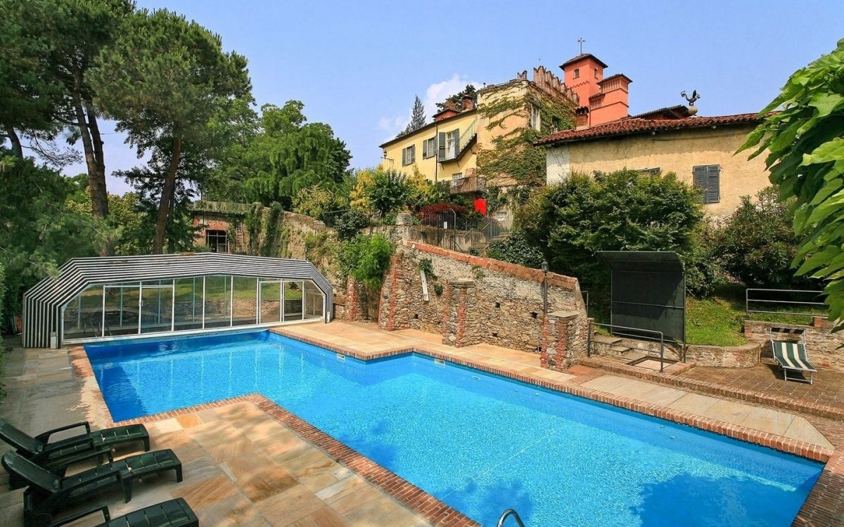 Поместье в Кунео, Италия, 2 500 м2 фото 2