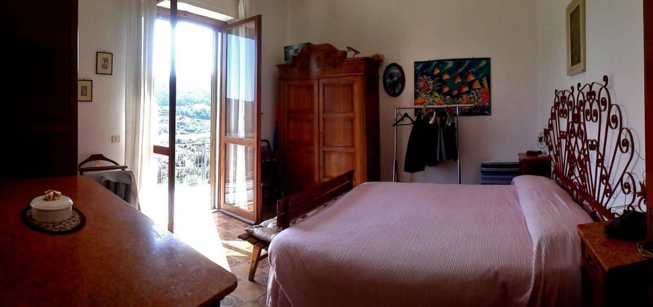 Апартаменты в Савоне, Италия, 170 м2 фото 2
