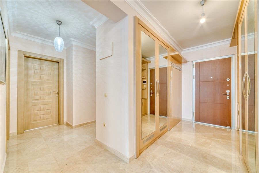 Квартира в Алании, Турция, 230 м2 фото 5