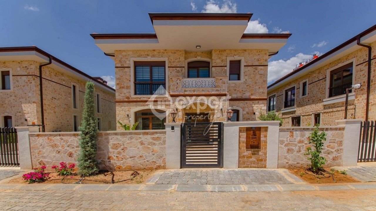 Вилла в Анталии, Турция, 180 м2 фото 2