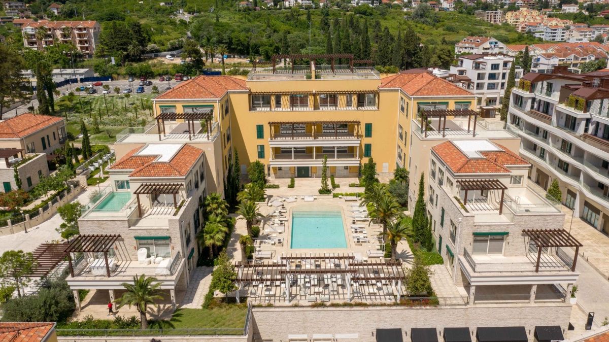Поместье в Херцег-Нови, Черногория, 74 м2 фото 3