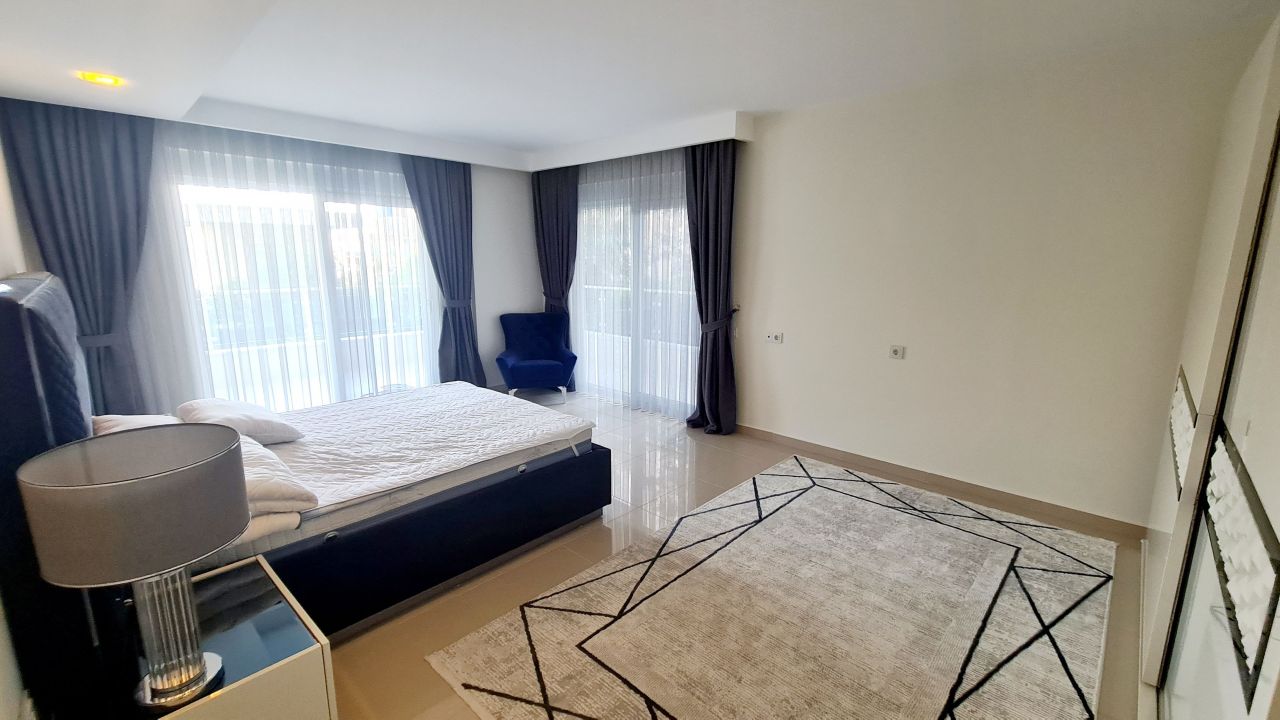 Квартира в Алании, Турция, 200 м2 фото 4