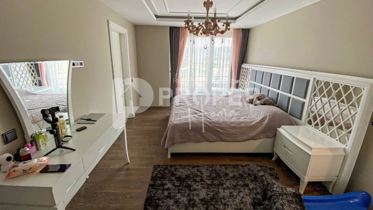 Квартира в Анталии, Турция, 200 м2 фото 4