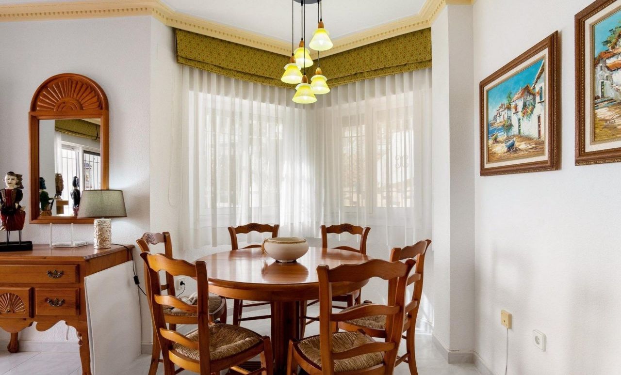 Дом в Деэса-де-Кампоаморе, Испания, 138 м2 фото 5