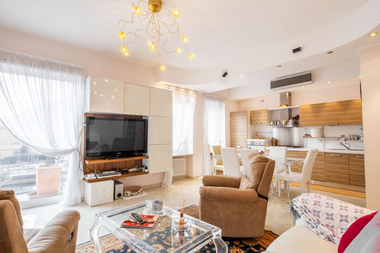 Квартира в Алассио, Италия, 111 м2 фото 3
