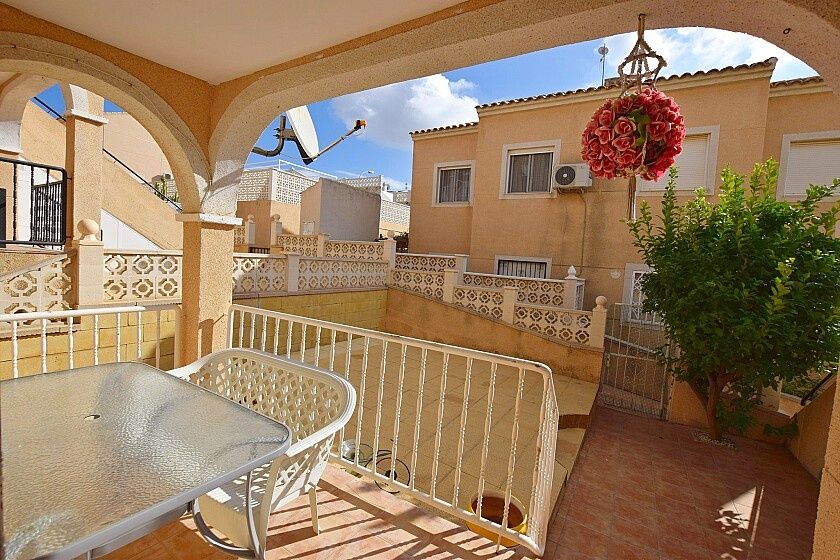 Апартаменты в Ориуэла Коста, Испания, 110 м2 фото 4