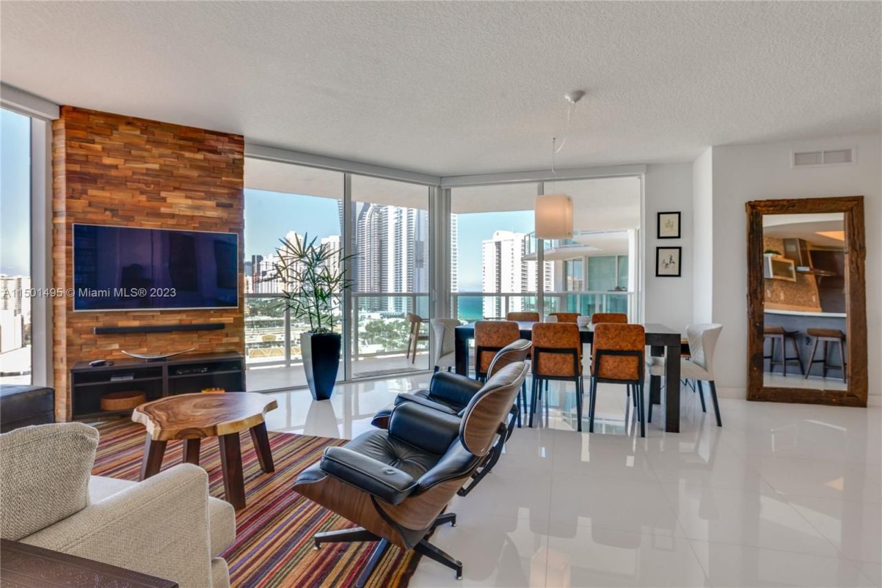 Квартира в Майами, США, 140 м2 фото 2