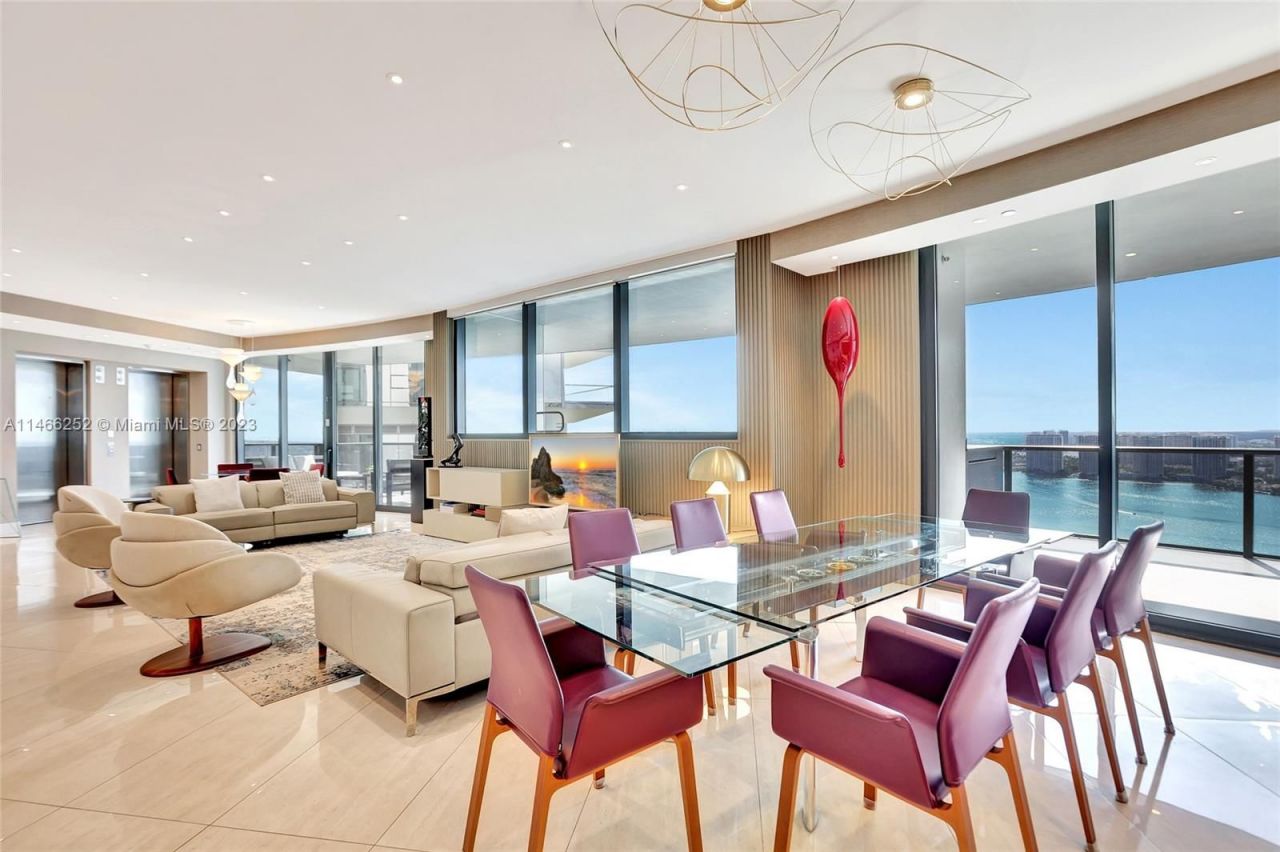Квартира в Майами, США, 300 м2 фото 2