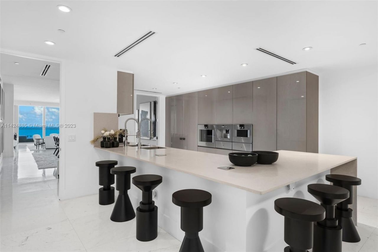 Квартира в Майами, США, 300 м2 фото 3