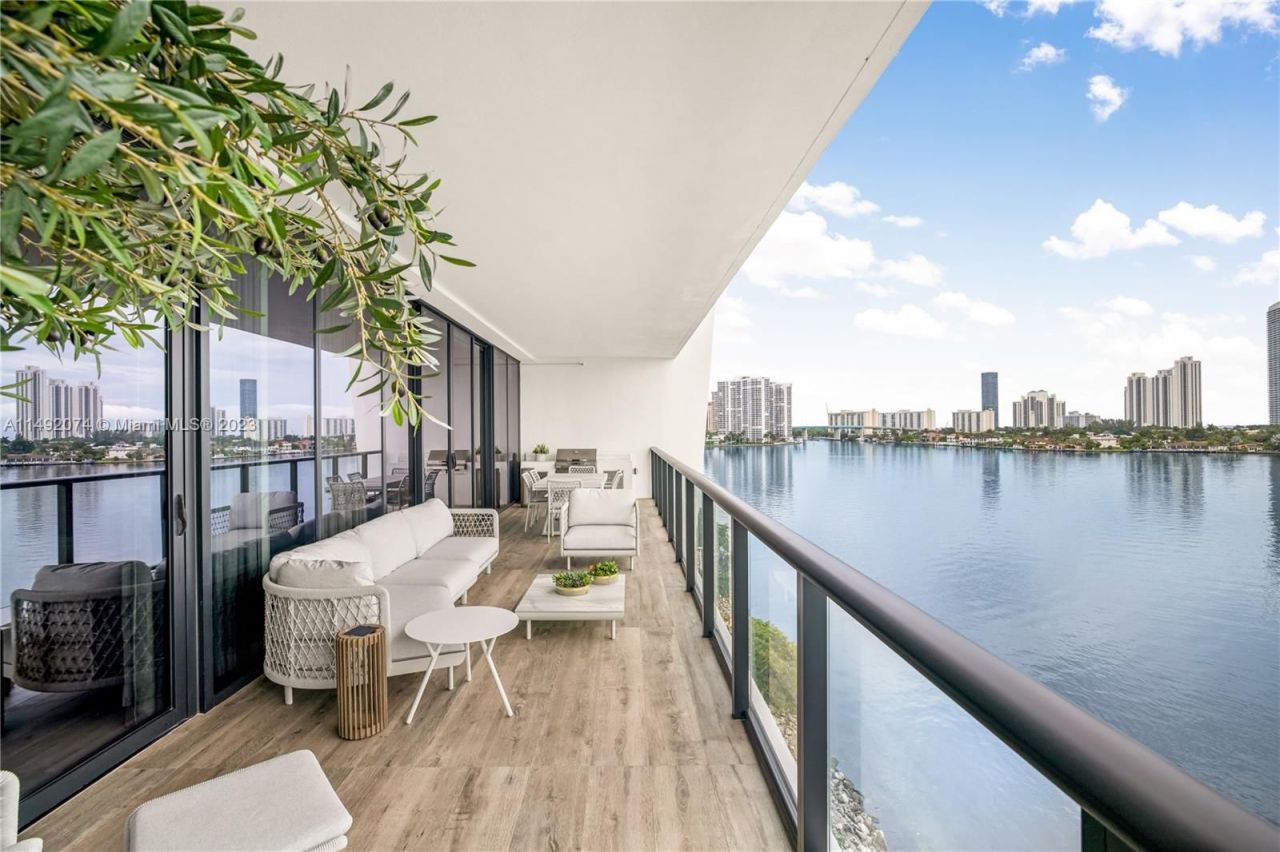 Квартира в Майами, США, 250 м2 фото 5
