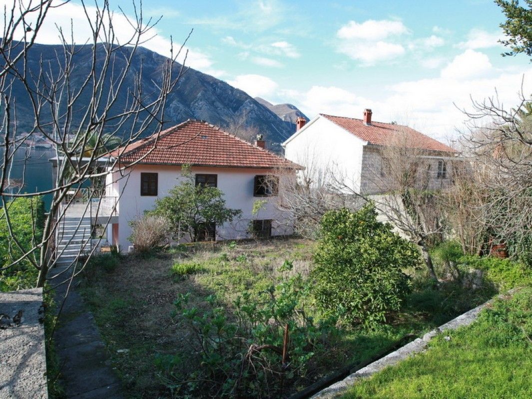 Дом в Которе, Черногория, 220 м2 фото 5