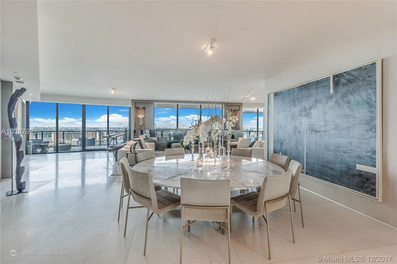 Квартира в Майами, США, 560 м2 фото 5
