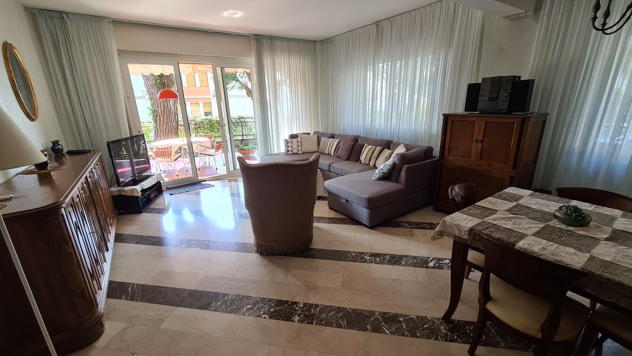 Апартаменты в Сан-Ремо, Италия, 110 м2 фото 2