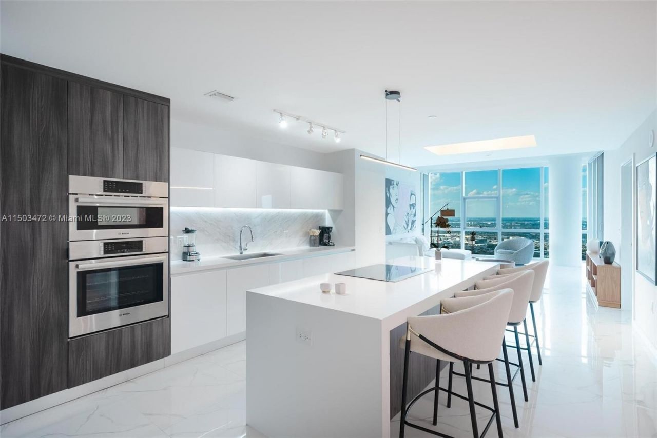 Квартира в Майами, США, 200 м2 фото 5