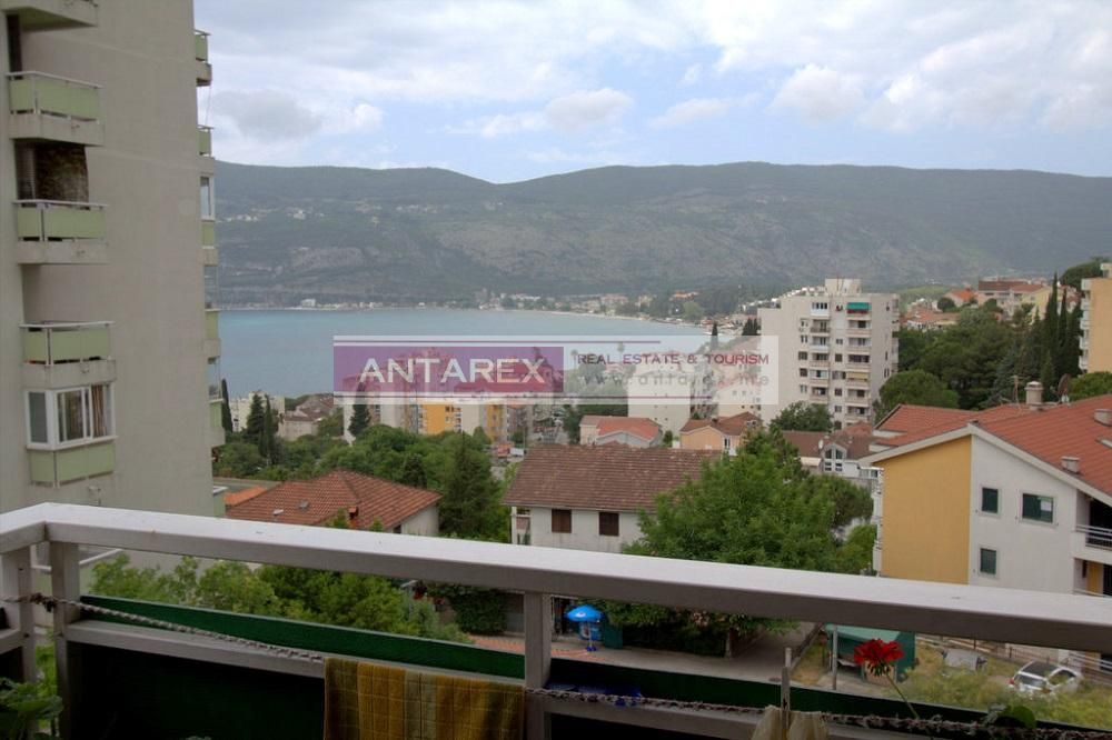 Апартаменты в Херцег-Нови, Черногория, 98 м2 фото 5