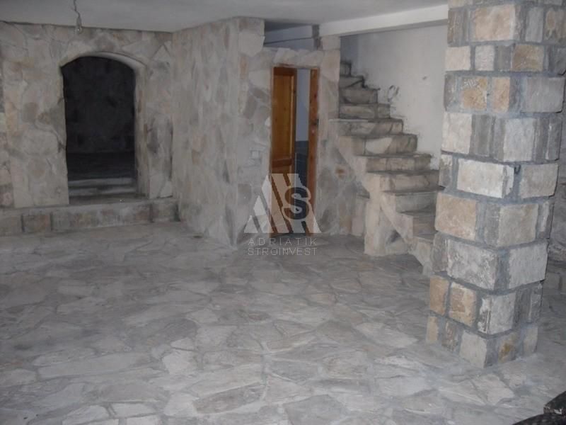 Дом в Режевичах, Черногория, 350 м2 фото 3