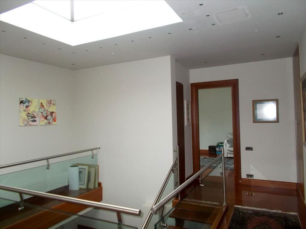 Дом в Афинах, Греция, 390 м2 фото 2