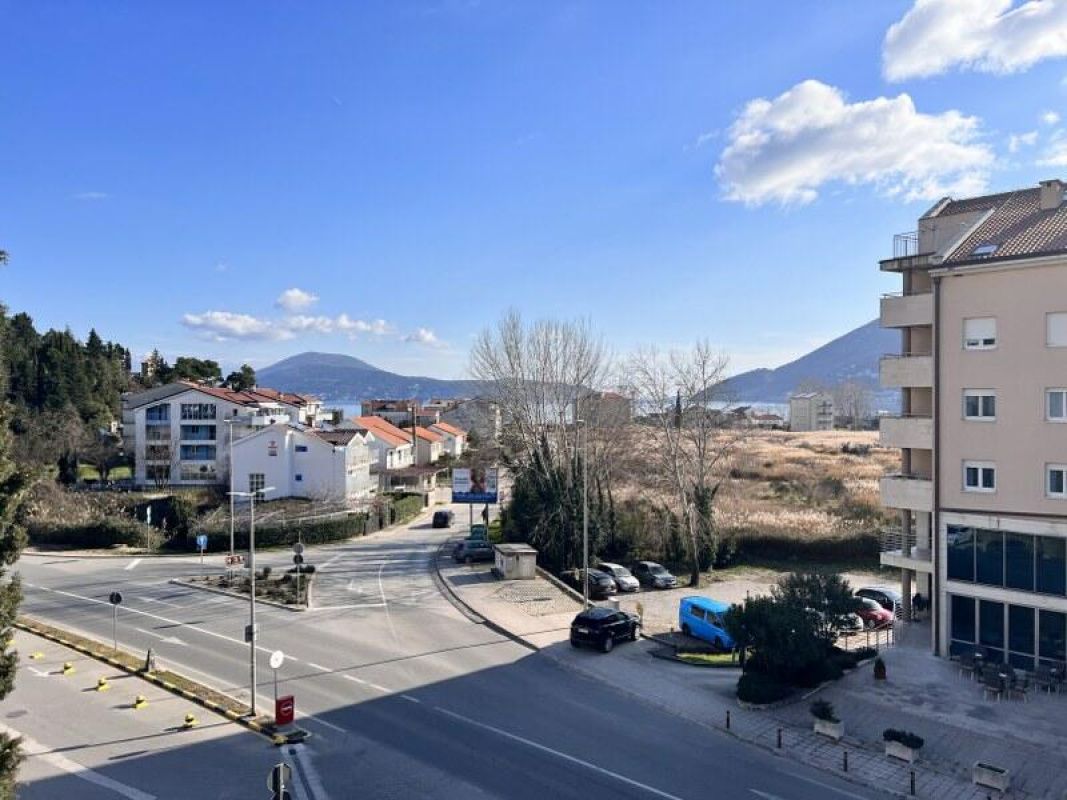 Дом в Херцег-Нови, Черногория, 210 м2 фото 4