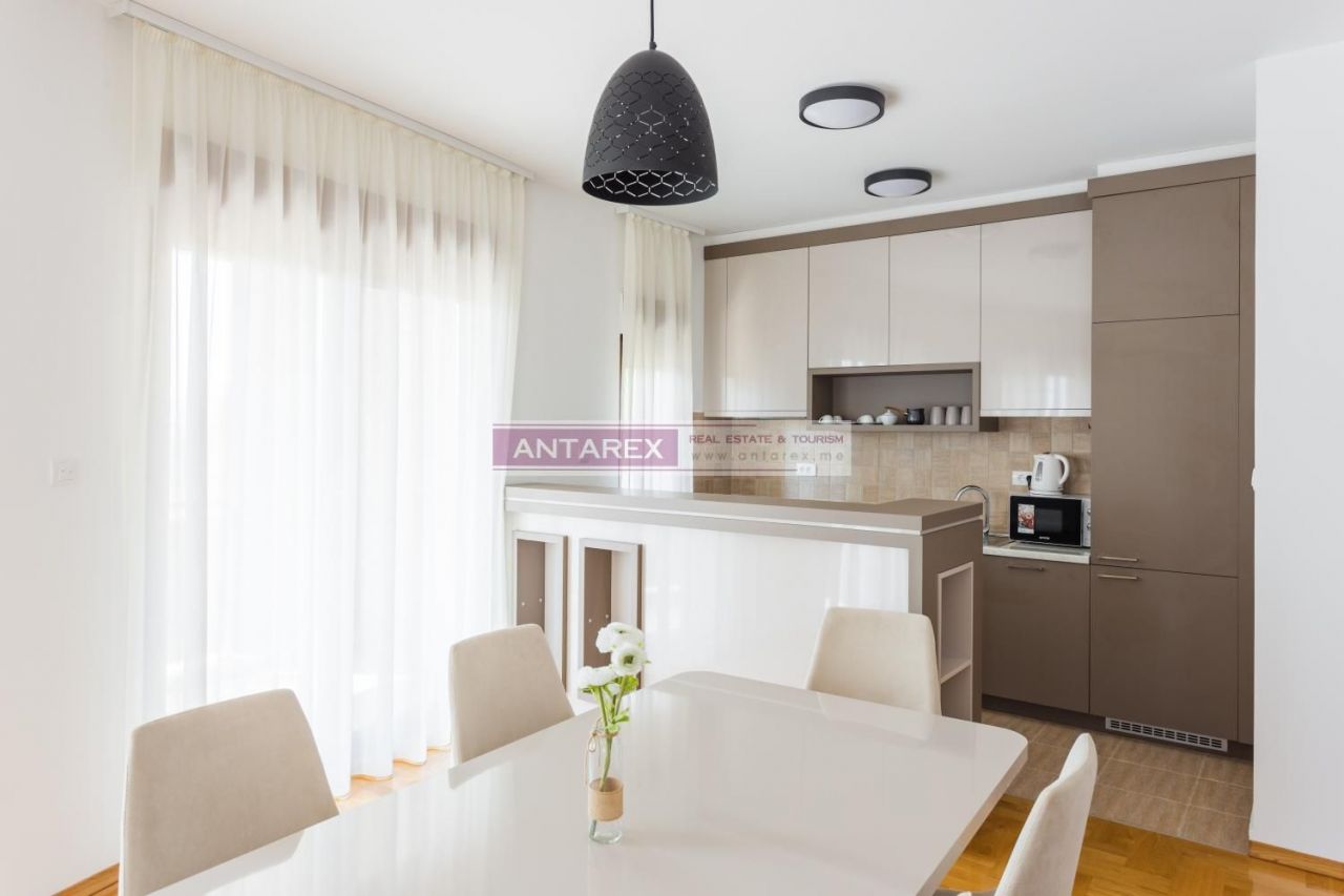 Апартаменты в Бечичи, Черногория, 130 м2 фото 2