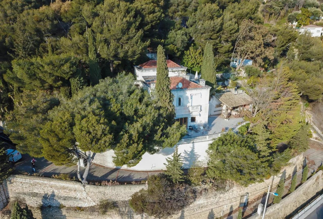 Вилла в Рокбрюн-Кап-Мартен, Франция, 350 м2 фото 2