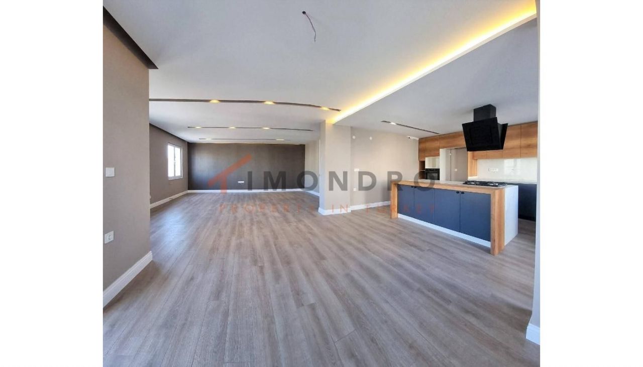 Квартира в Анталии, Турция, 190 м2 фото 2