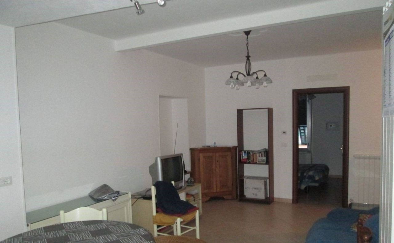 Квартира в Сан-Ремо, Италия, 70 м2 фото 4