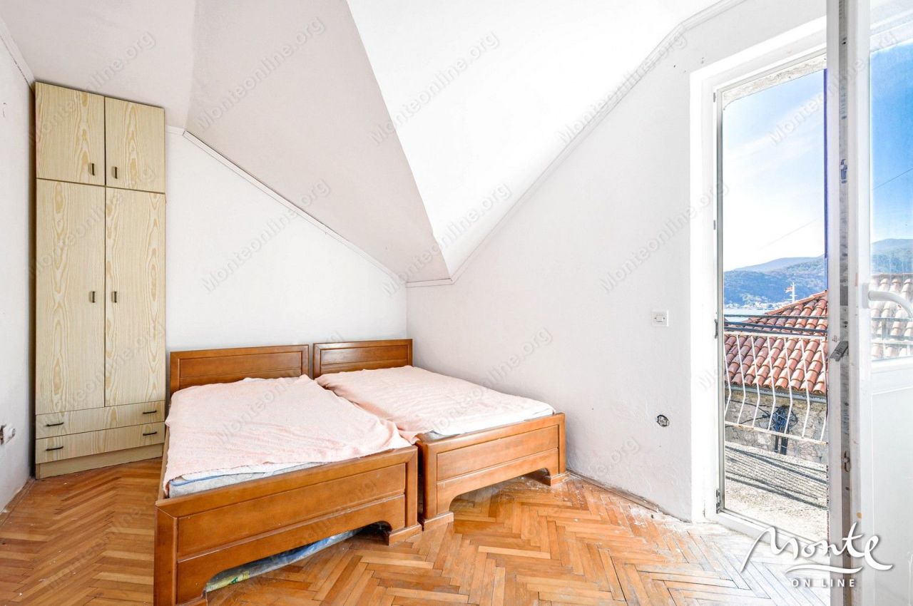 Дом в Тивате, Черногория, 90 м2 фото 5