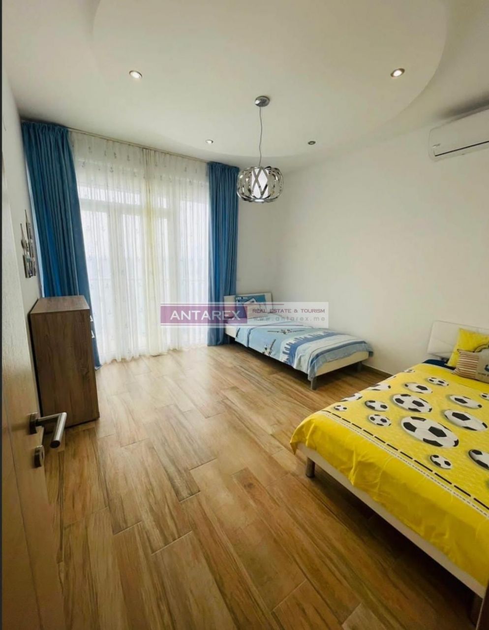 Апартаменты в Добра Воде, Черногория, 107 м2 фото 4