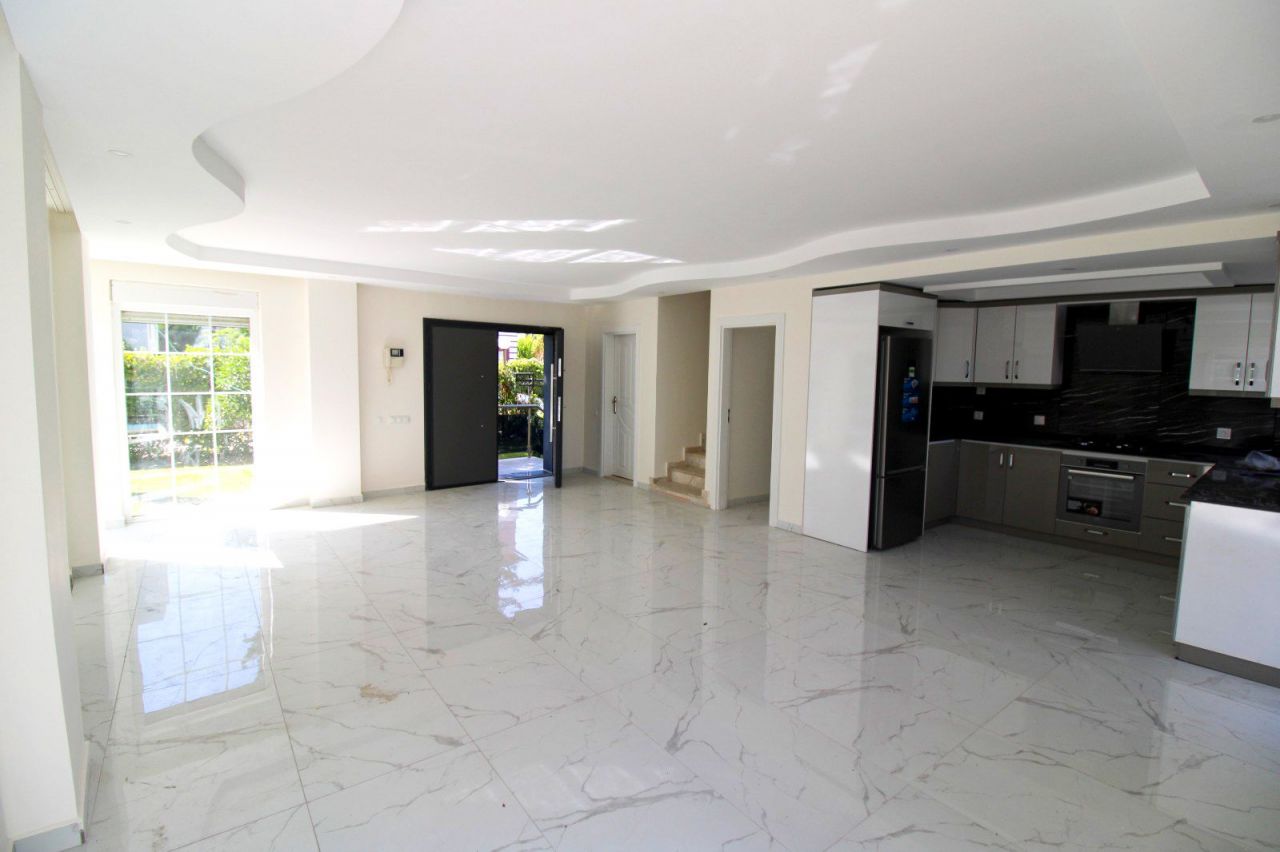 Вилла в Анталии, Турция, 220 м2 фото 4