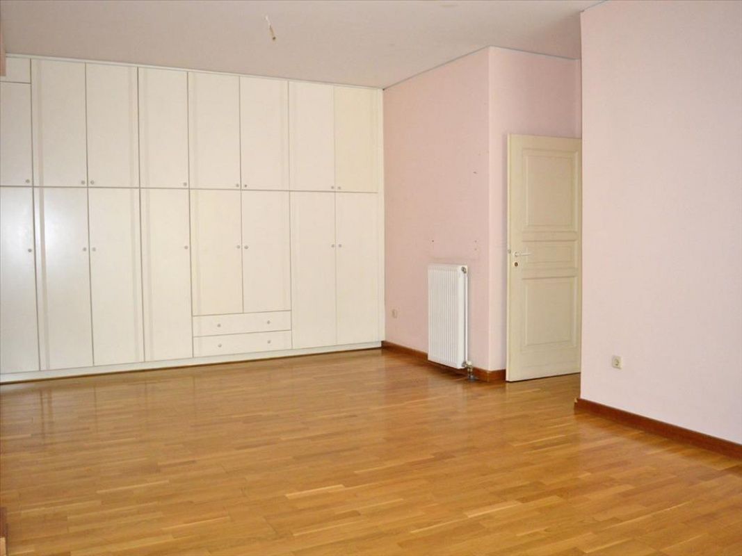 Дом в Афинах, Греция, 1 400 м2 фото 2