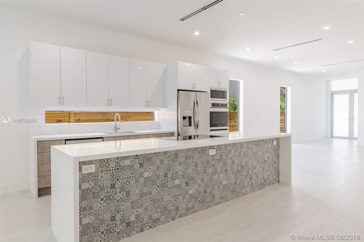 Таунхаус в Майами, США, 250 м2 фото 4