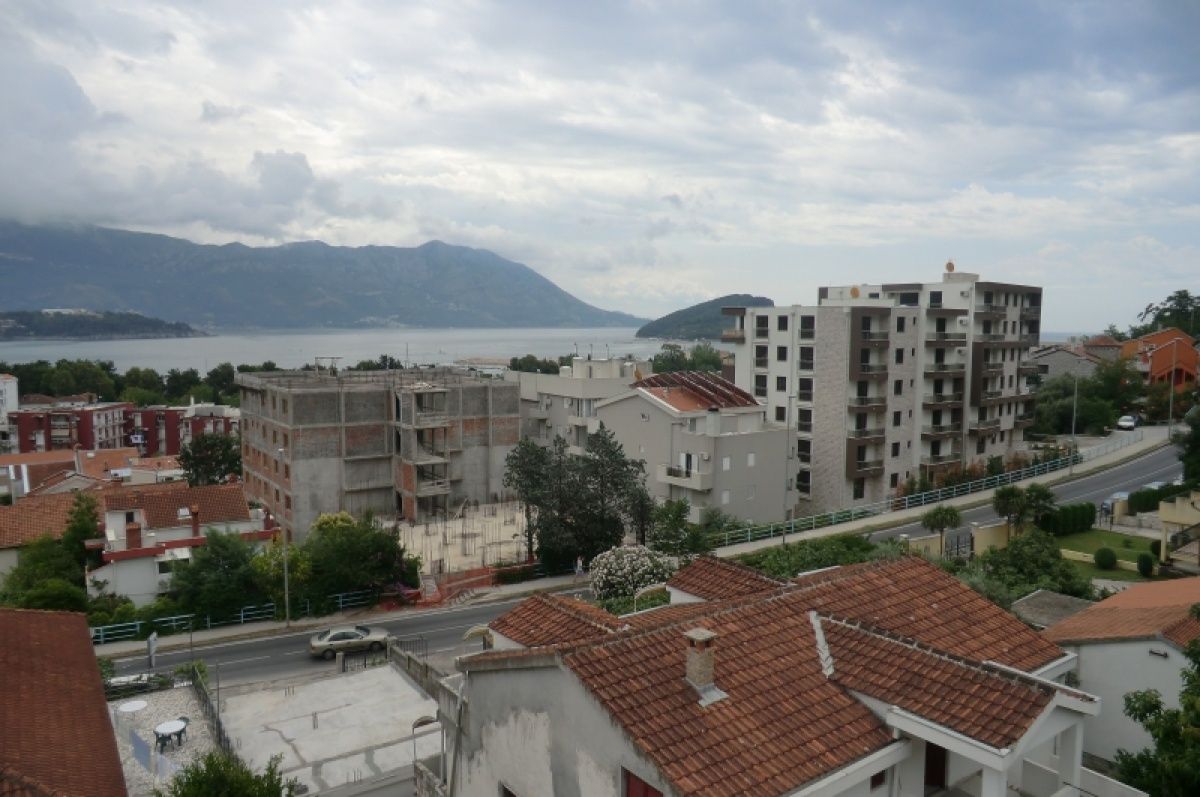 Квартира в Будве, Черногория, 240 м2 фото 3