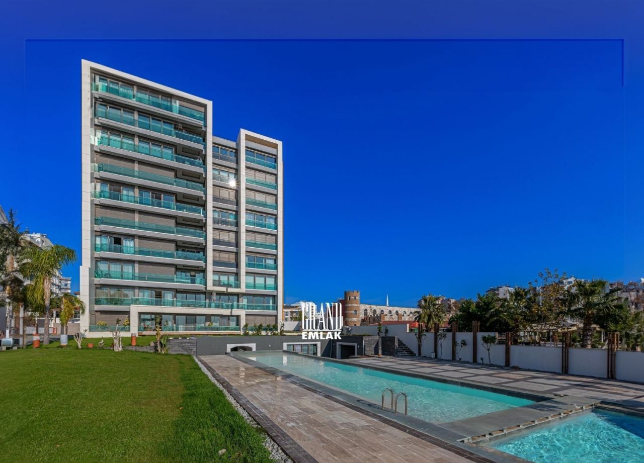 Квартира в Анталии, Турция, 300 м2 фото 2