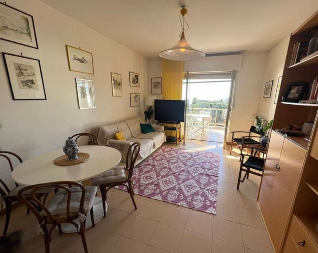 Квартира в Сан-Ремо, Италия, 90 м2 фото 2
