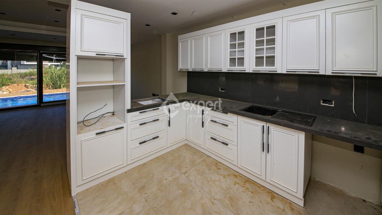 Вилла в Анталии, Турция, 290 м2 фото 3