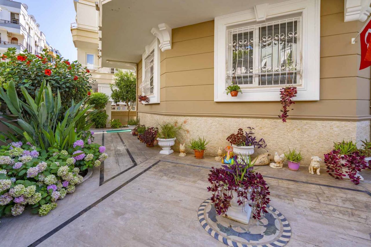 Квартира в Алании, Турция, 140 м2 фото 2