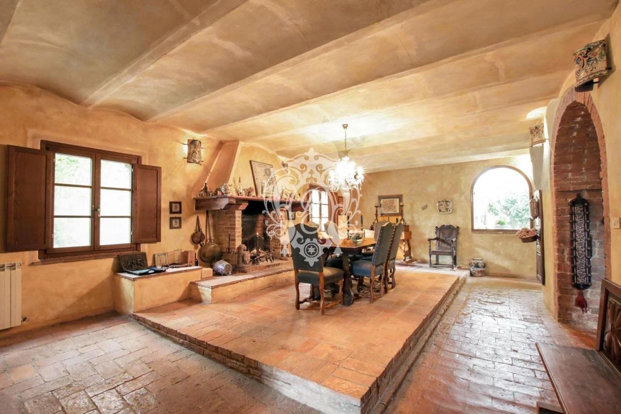 Дом в Сиене, Италия, 340 м2 фото 5