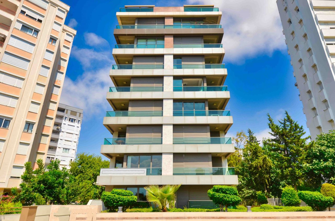 Квартира в Анталии, Турция, 400 м2 фото 2