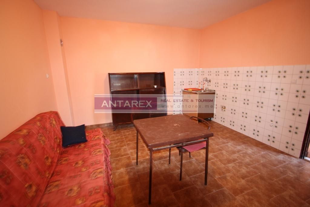 Апартаменты в Херцег-Нови, Черногория, 42 м2 фото 2