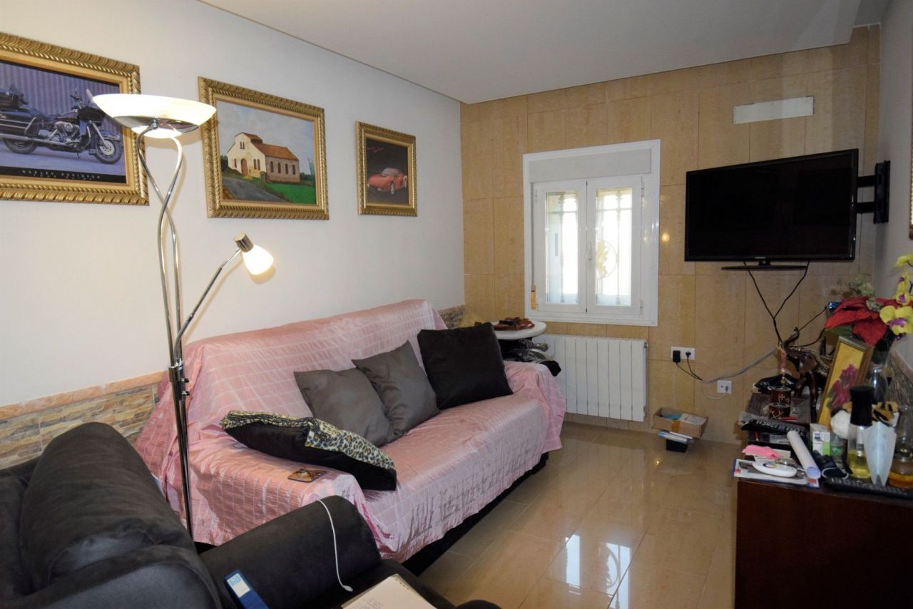 Дом в Гуардамар-дель-Сегура, Испания, 450 м2 фото 5