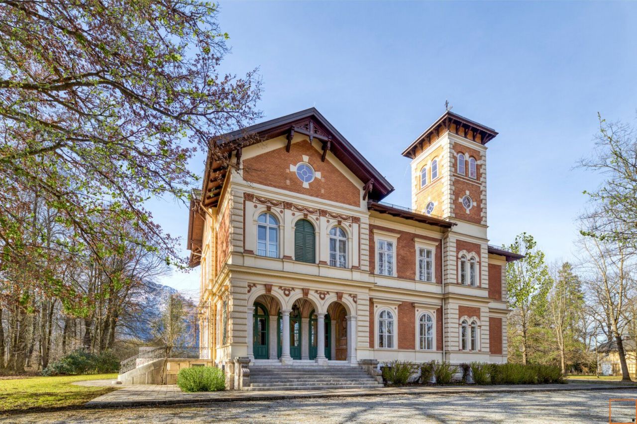 Замок в Зальцбурге, Австрия, 1 540 м2 фото 1