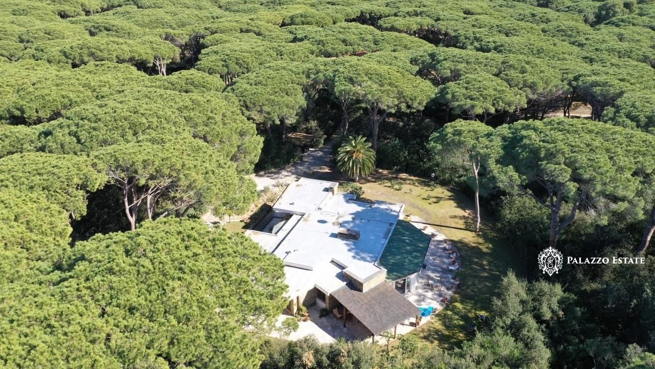 Вилла в Роккамаре, Италия, 350 м2 фото 4