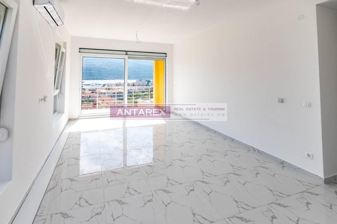 Апартаменты в Дженовичах, Черногория, 69.5 м2 фото 2