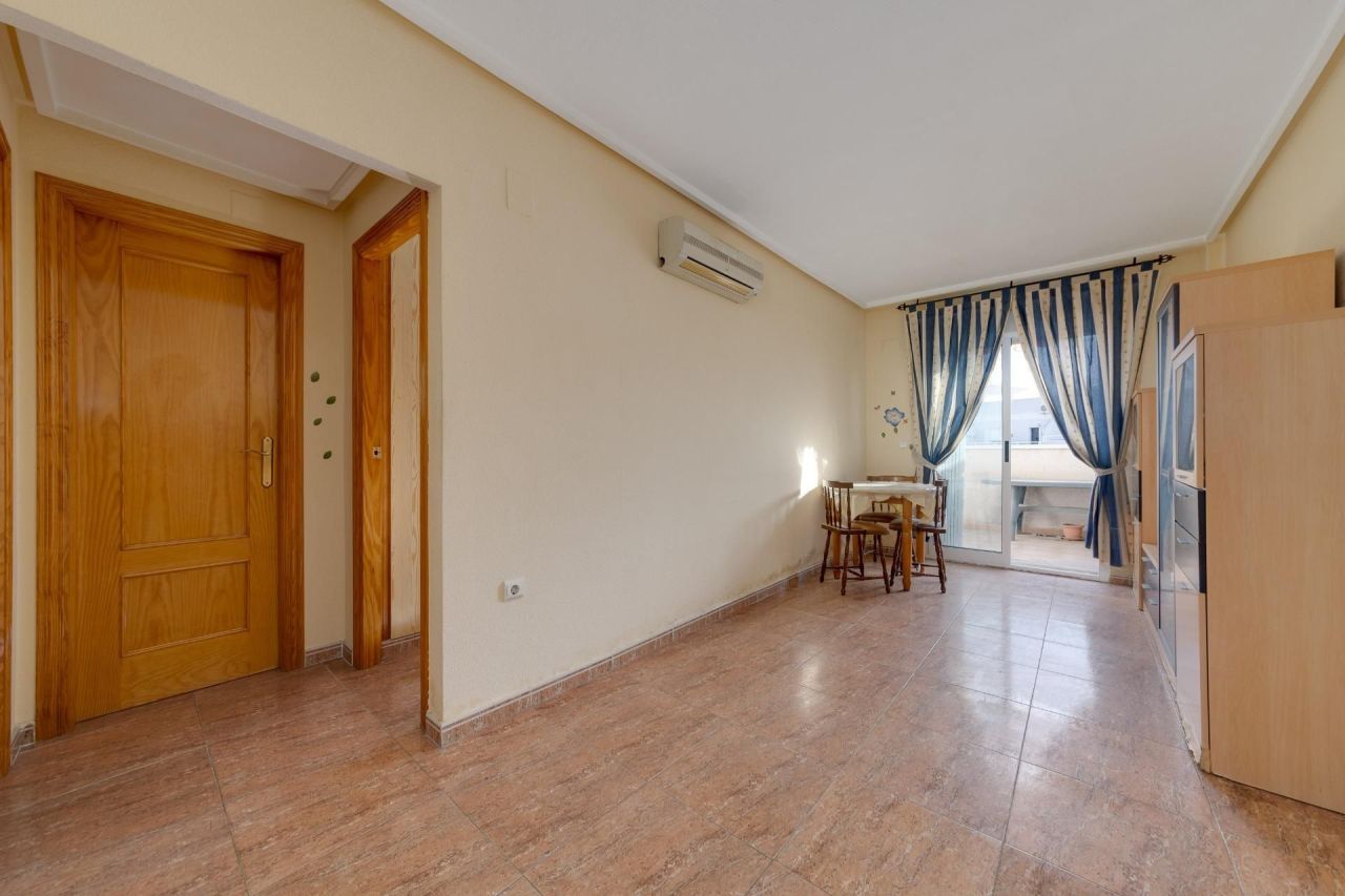 Таунхаус в Торревьехе, Испания, 60 м2 фото 3
