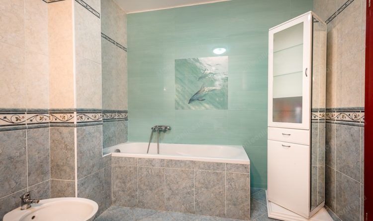Квартира в Доброте, Черногория, 79 м2 фото 4