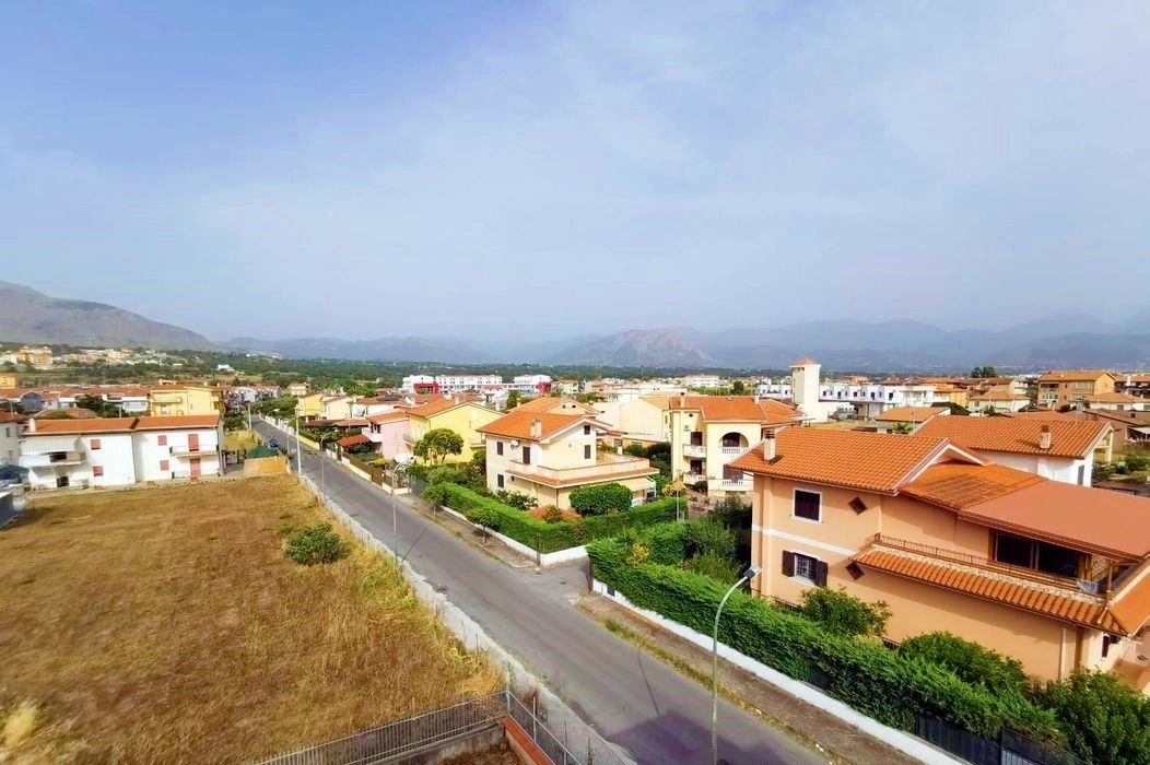 Квартира в Скалее, Италия, 81 м2 фото 2